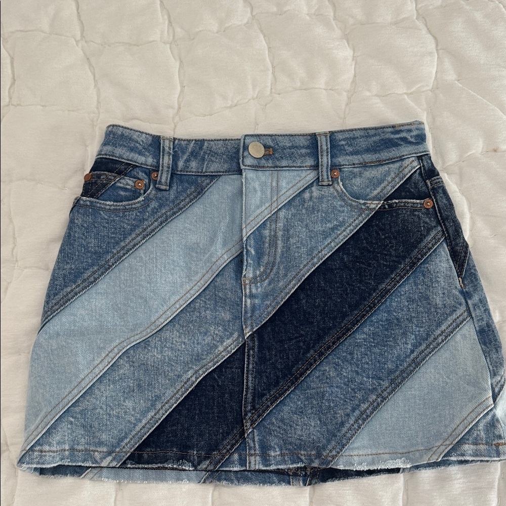 Alice + Olivia Diagonal Patchwork Denim Mini Skirt - Light Blue & Dark Blue